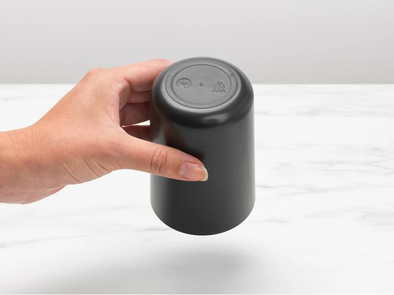 Brabantia Zahnputzbecher Schwarz 4 Brabantia Zahnputzbecher Schwarz – Bild 4