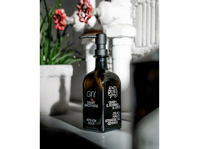 Pumphead Seifenpumpe für Glasgetränkeflaschen Schwarz 3 Pumphead Seifenpumpe für Glasgetränkeflaschen Schwarz – Bild 3