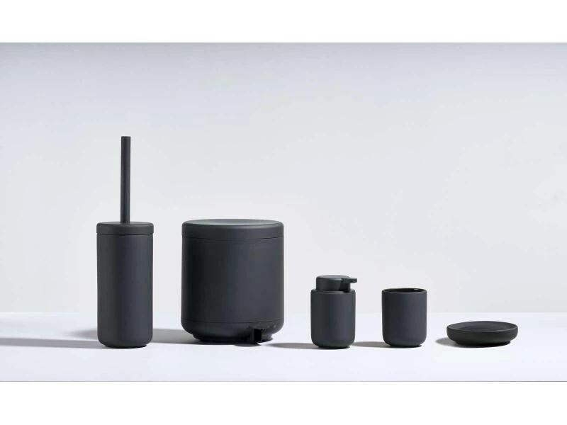 Zone Denmark Seifenspender Ume 450 ml, Schwarz 5 Zone Denmark Seifenspender Ume 450 ml, Schwarz – Bild 5